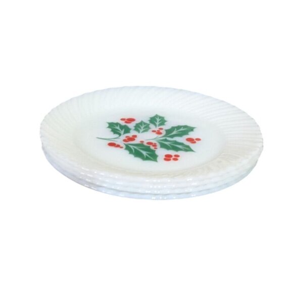 Termocrisa Christmas Holly 9-Inch Milk Glass Dinner Plates Set Of 4 Vintage - Picture 3 of 8